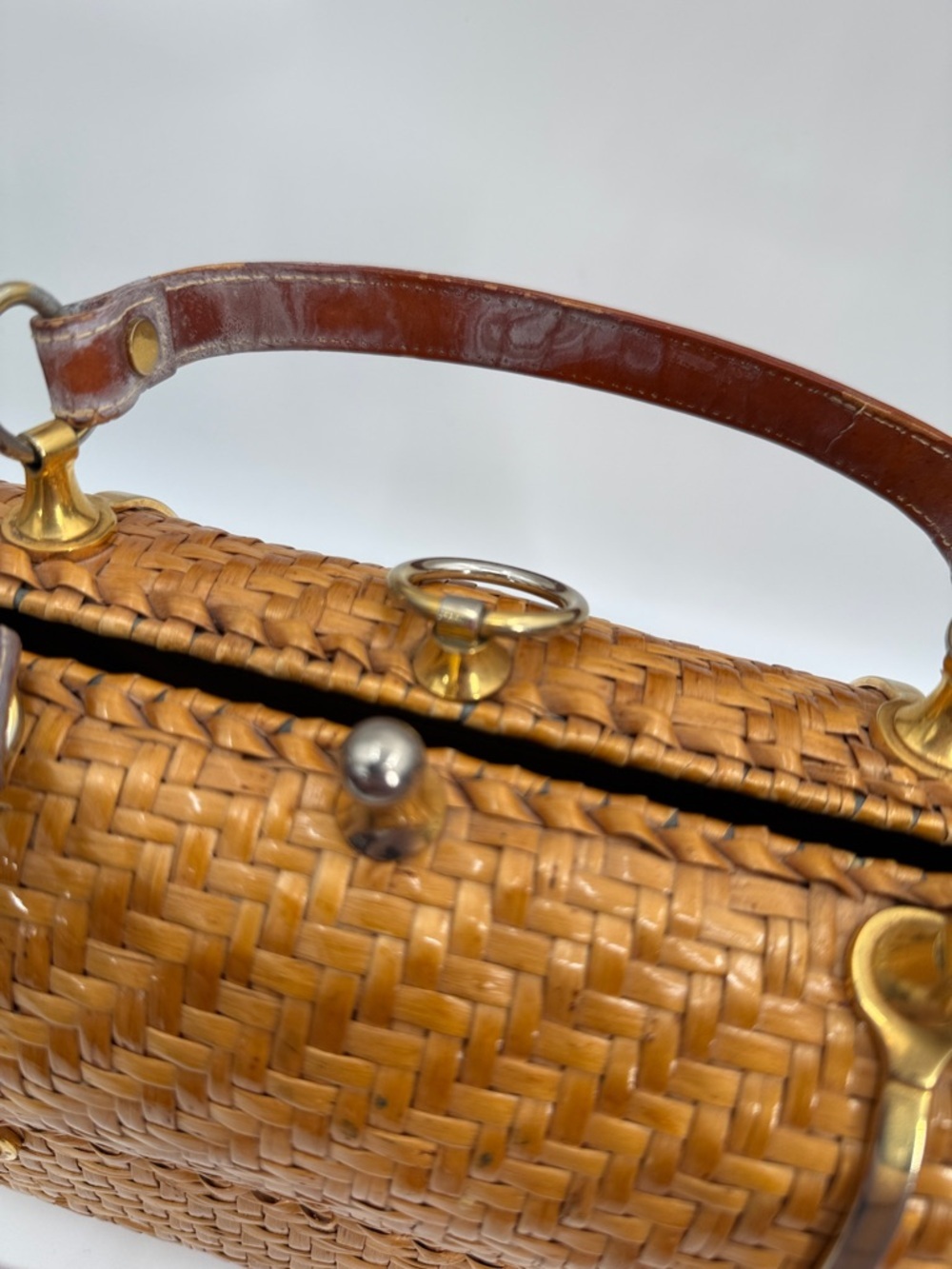 Vintage Rodo Italy Woven Wicker Straw Top-Handle Bag in Tan with Brown Handles - Picture 10 of 14
